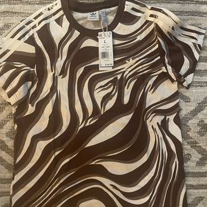 NWT Women’s Adidas TShirt